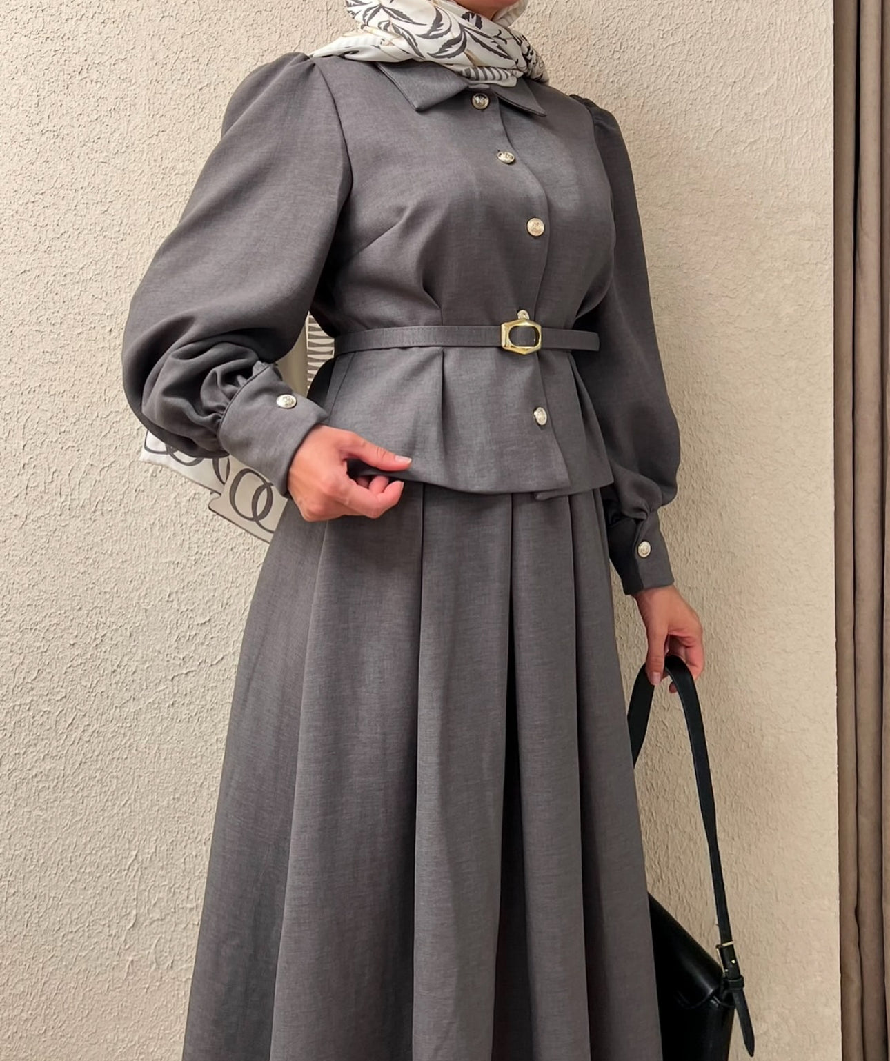 Line Classy Skirt Set