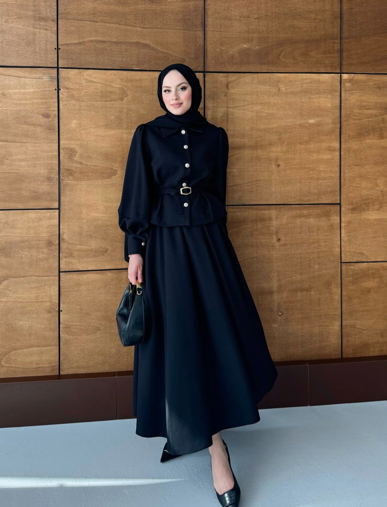 Line Classy Skirt Set