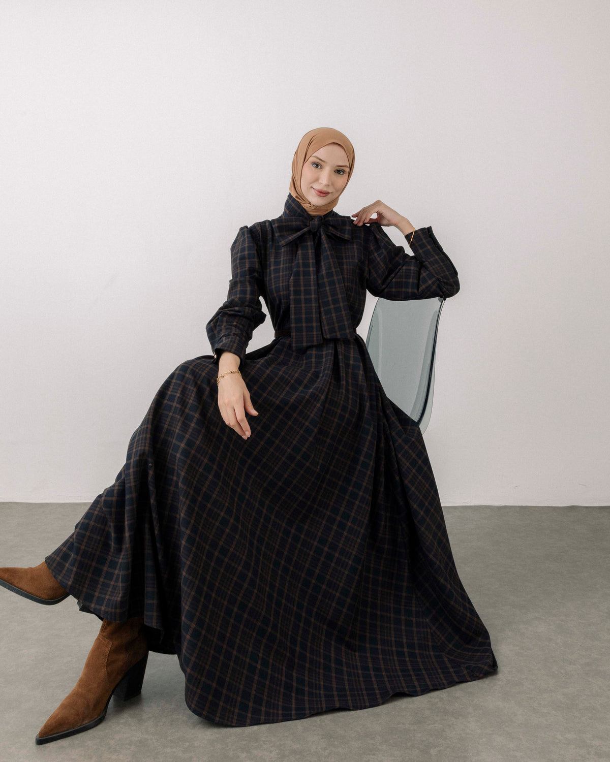Meri plaid bow collar dress