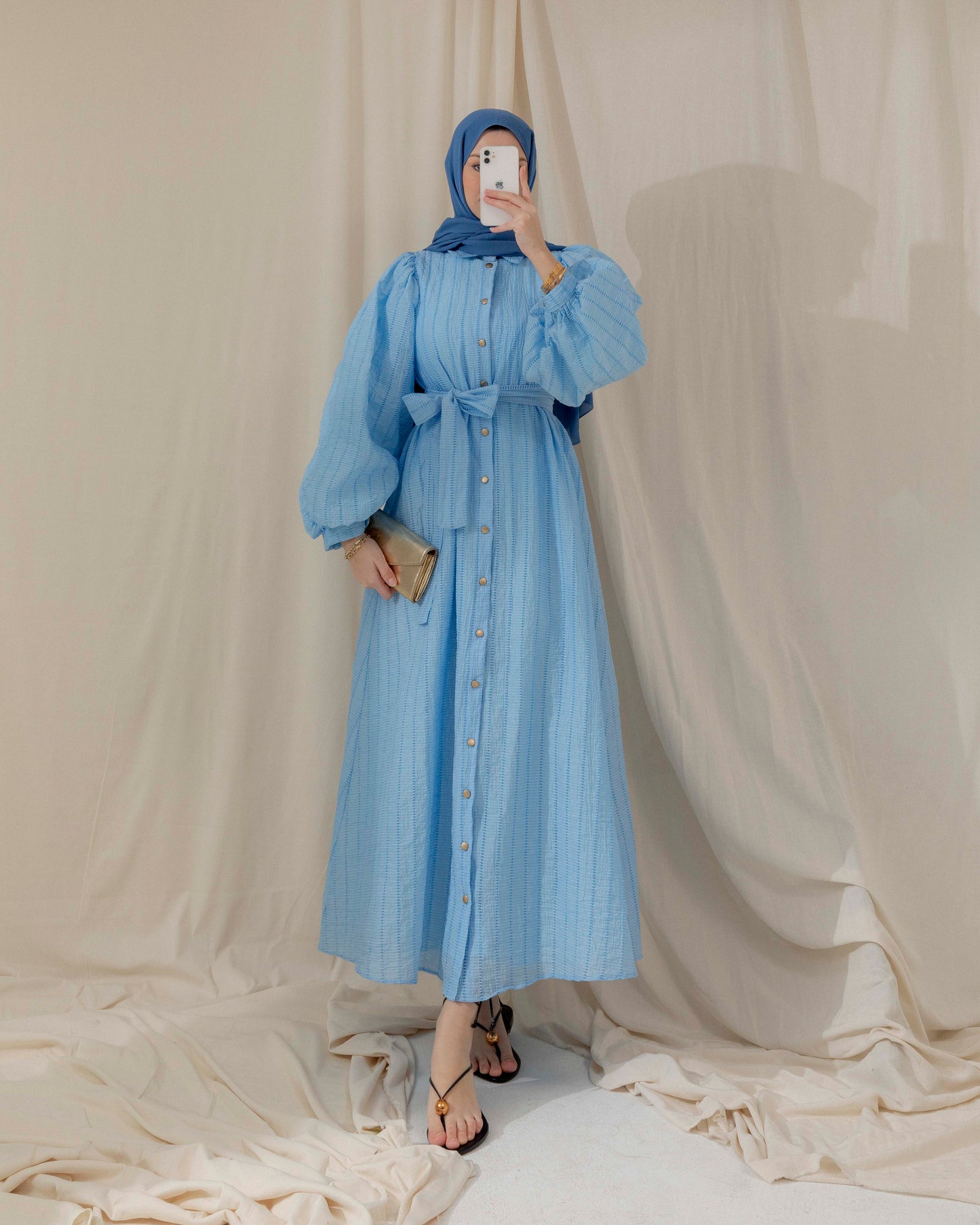 Elegant gold buttoned dress