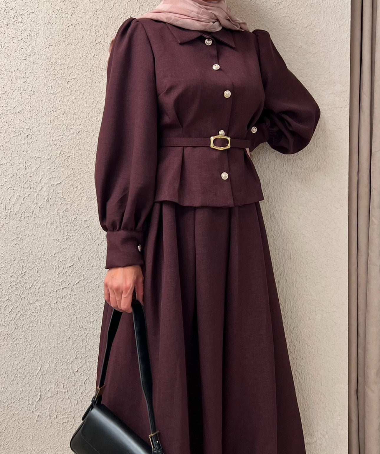 Line Classy Skirt Set