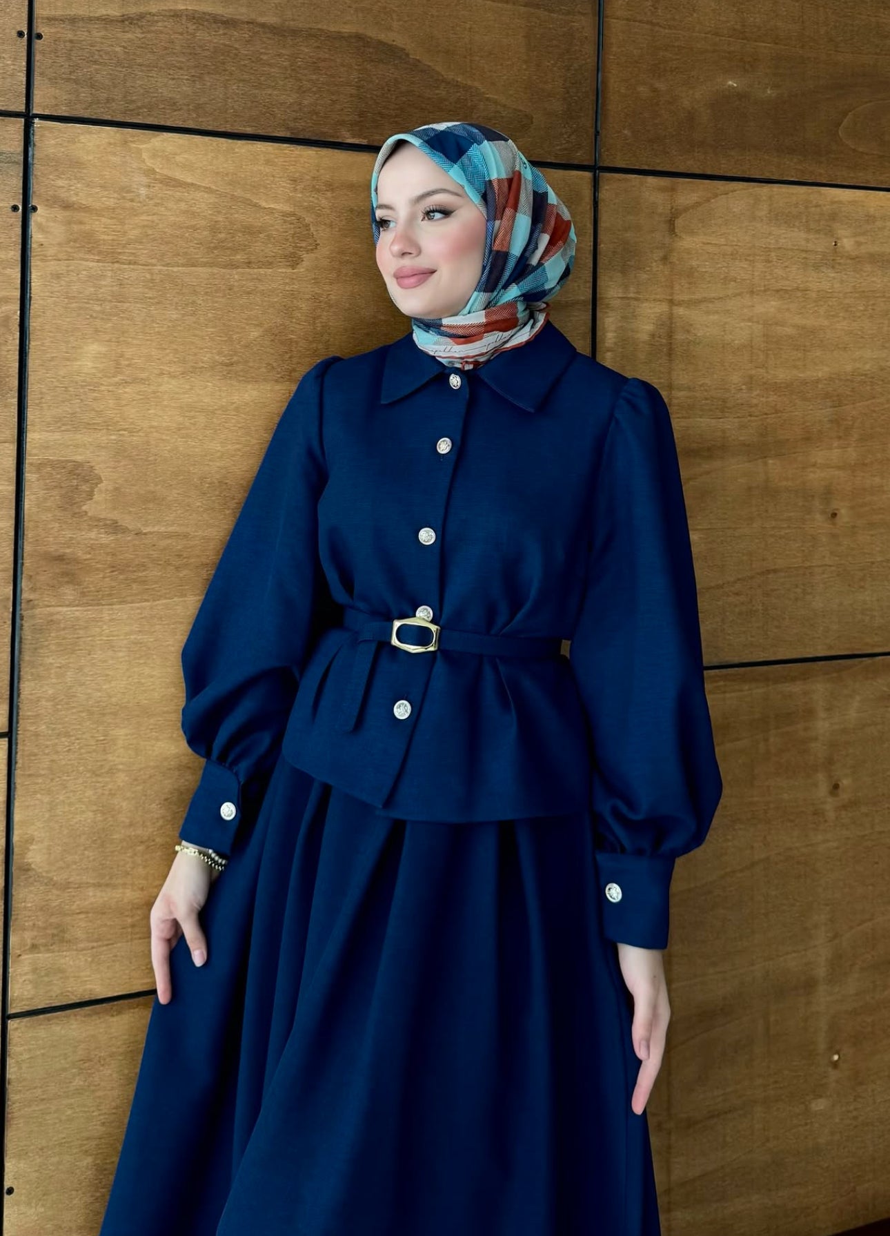 Line Classy Skirt Set