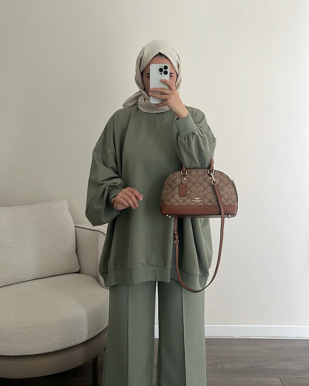 Ensemble pull oversize et pantalon