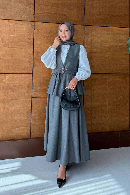 Elegant double belted skirt set