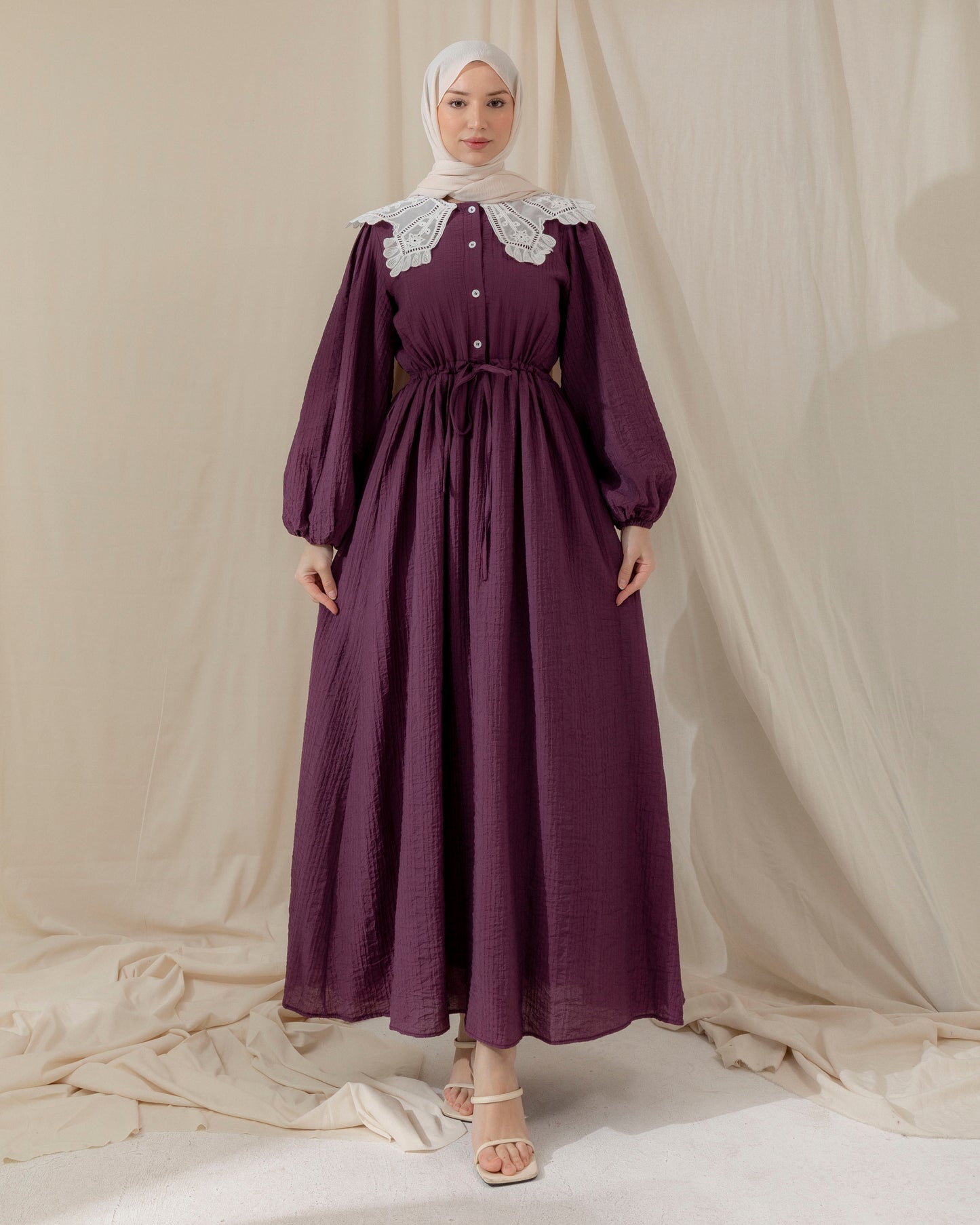 Vintage white collar dress