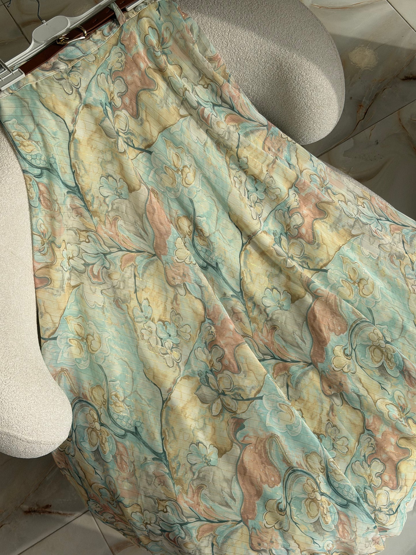 Colorful skirt (floral pattern) 105cm