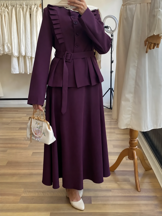 Line elegant skirt set