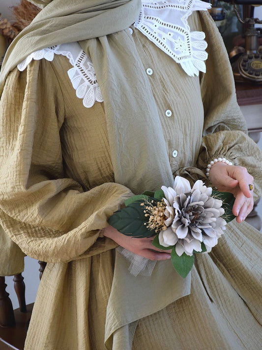 Vintage white collar dress