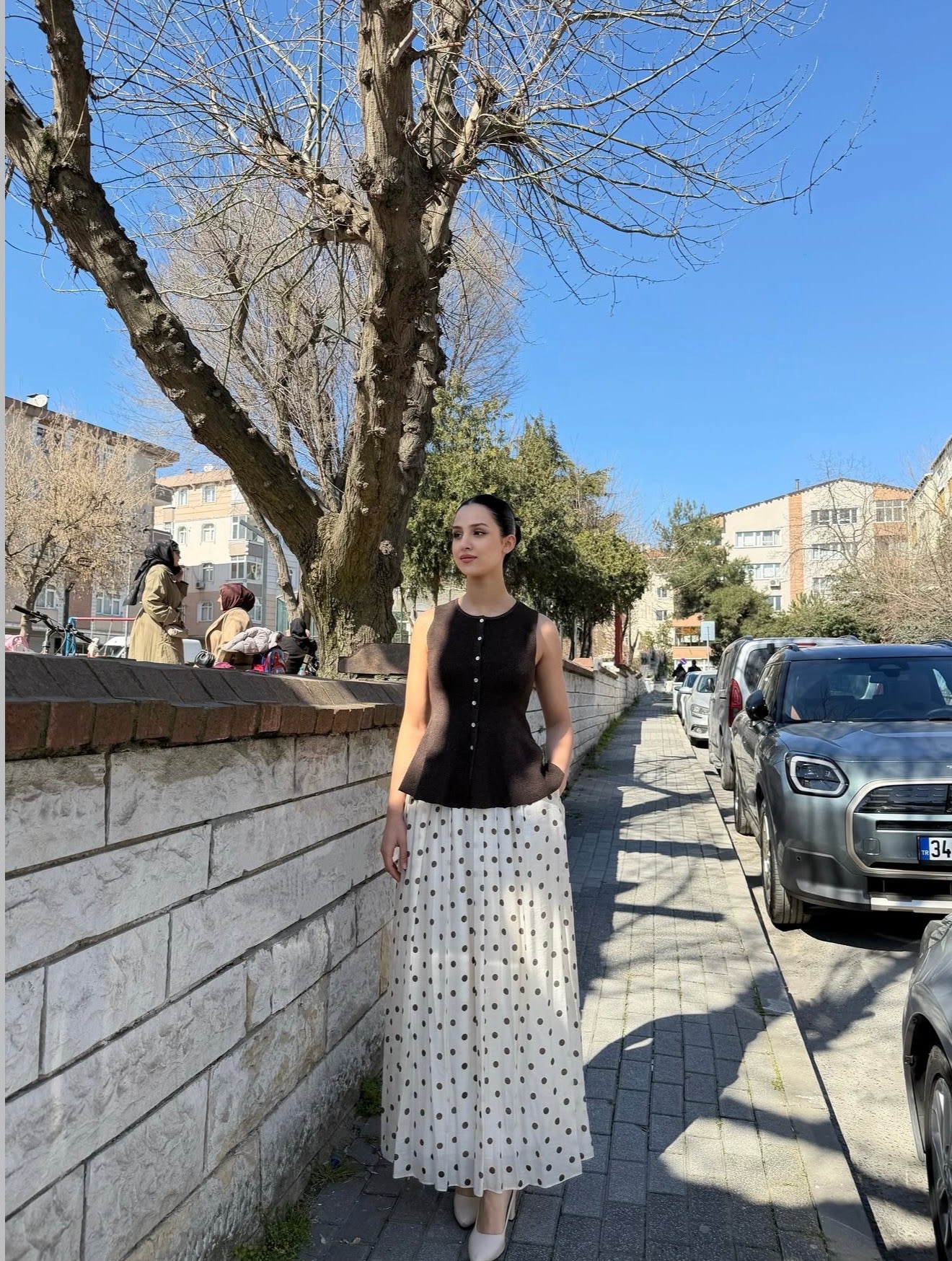 Elegant maxi polka dot skirt