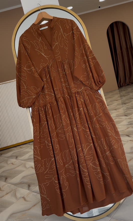 Summer dress (golden embroidery details 2)