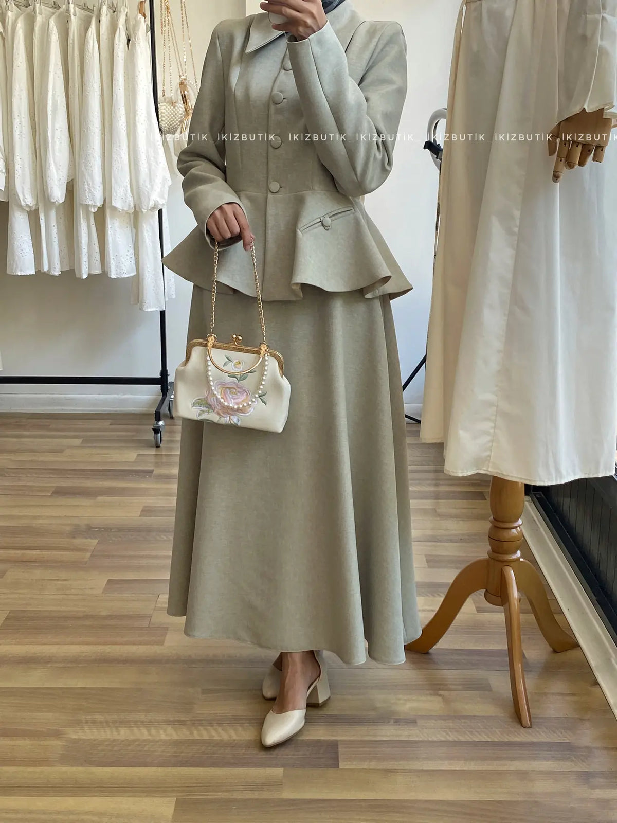 Line elegant peplum skirt set