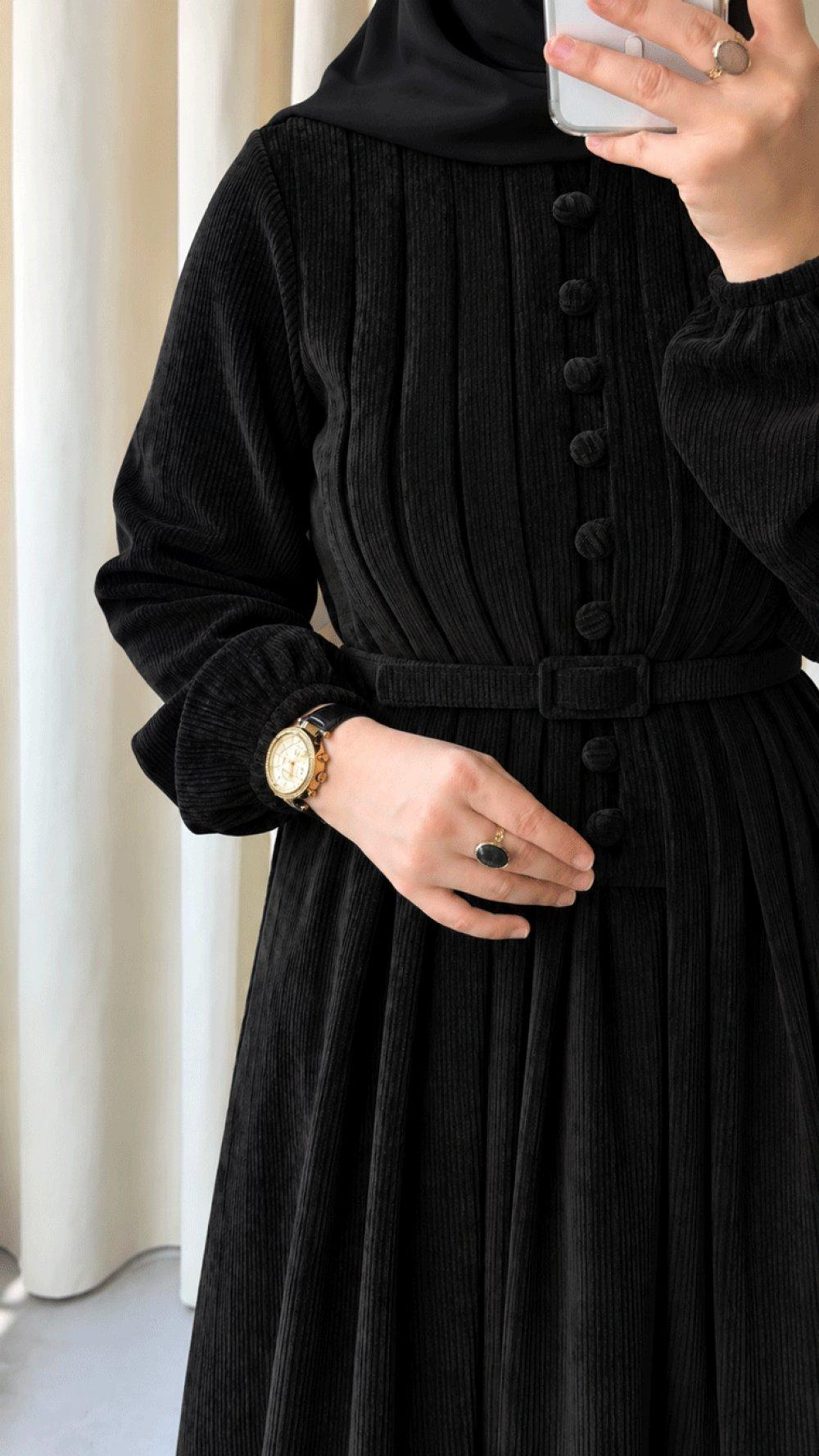 Velvet hijab dress