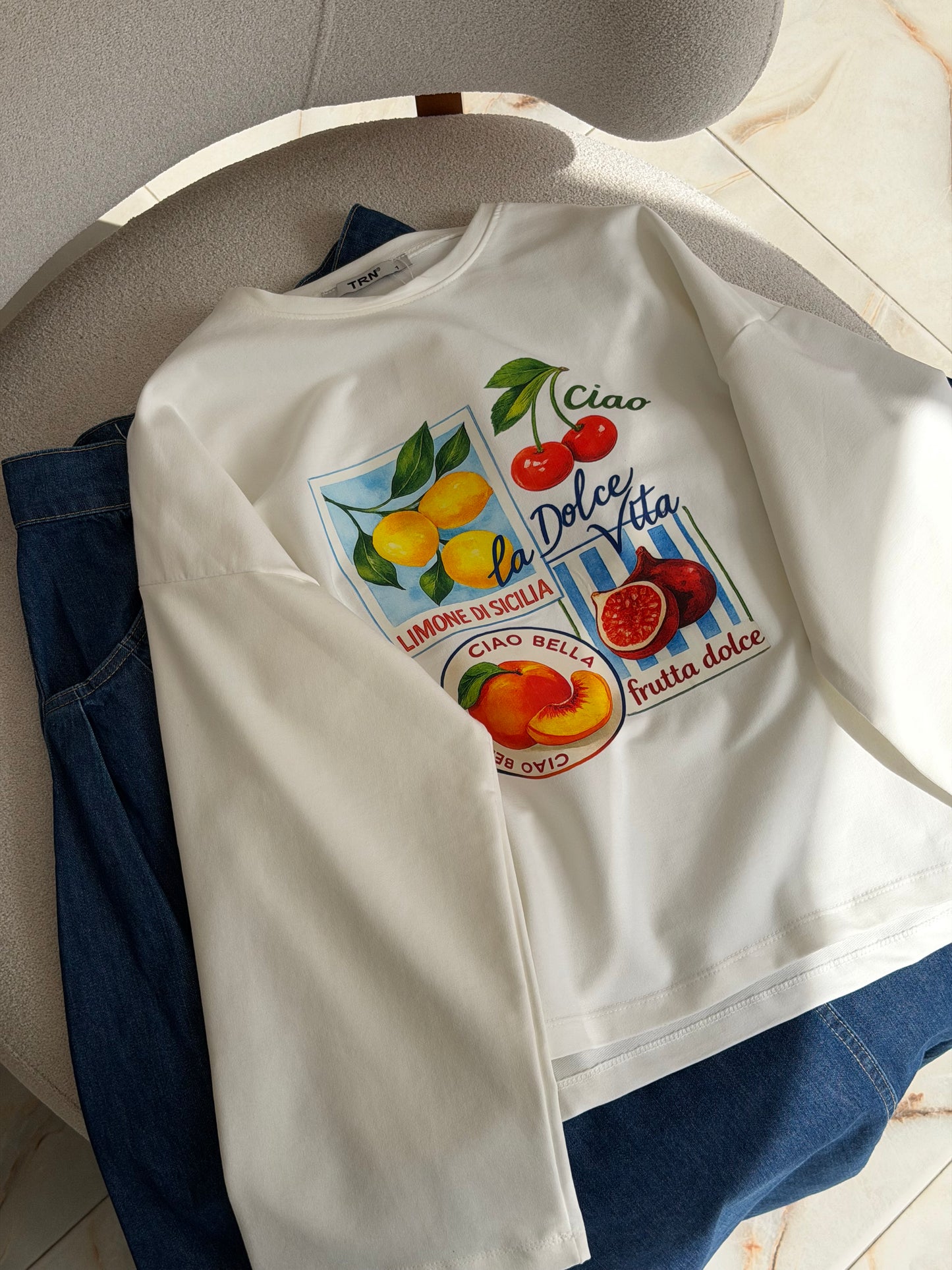Trending oversized sweatshirt