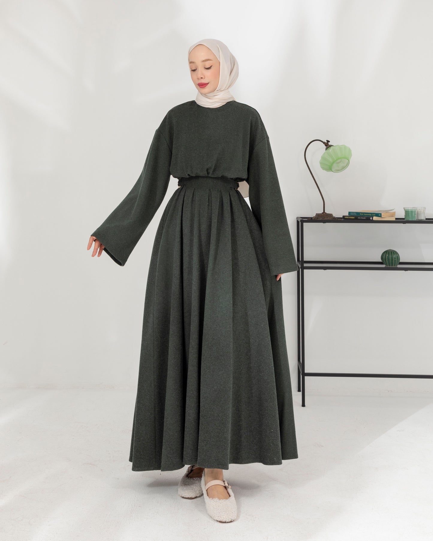 Fitted waist dress