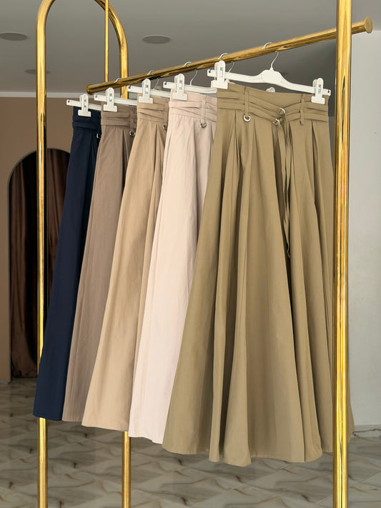 Double belted skirt