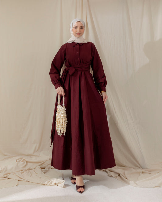 Tie-waist dress with pockets