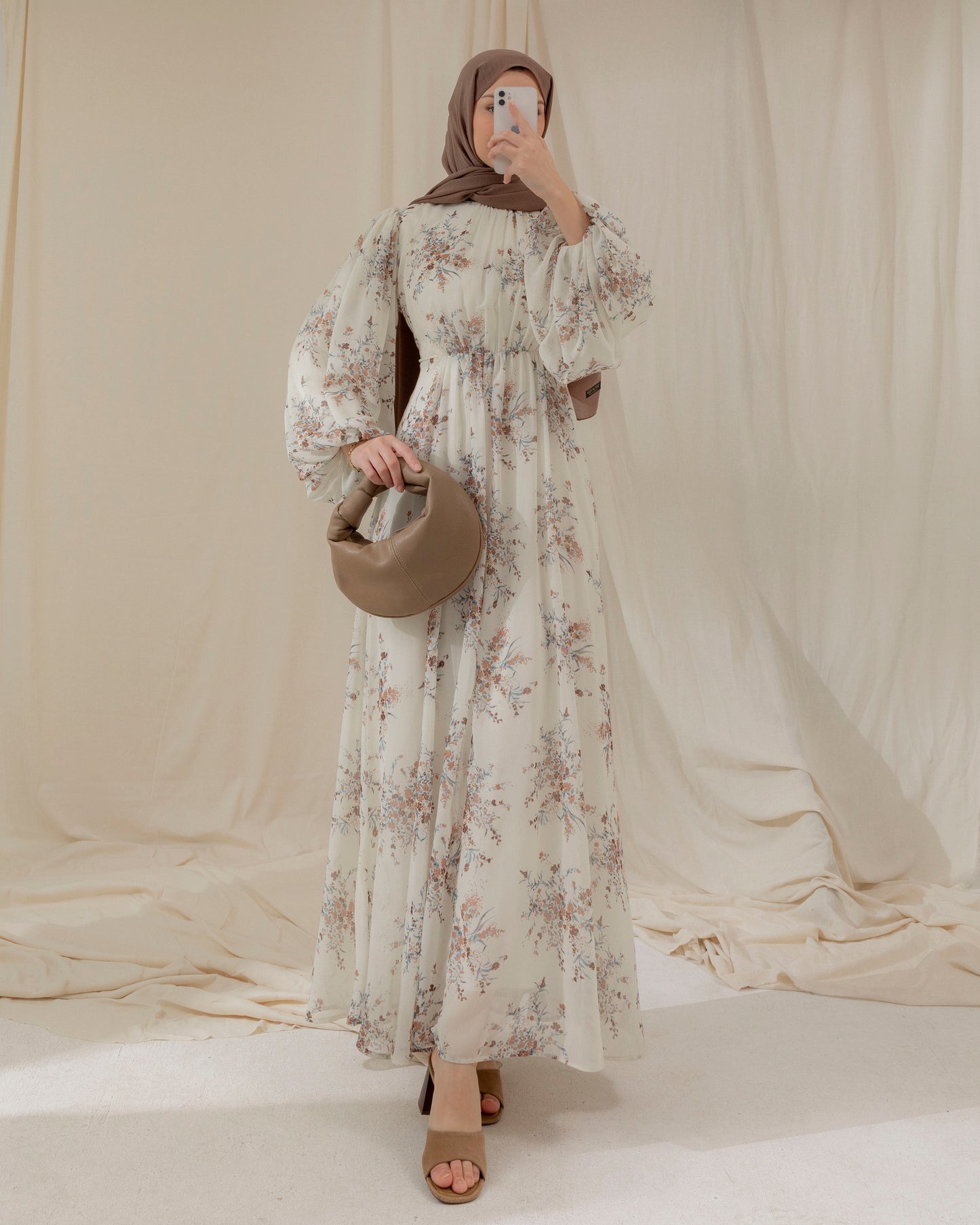Robe Flora