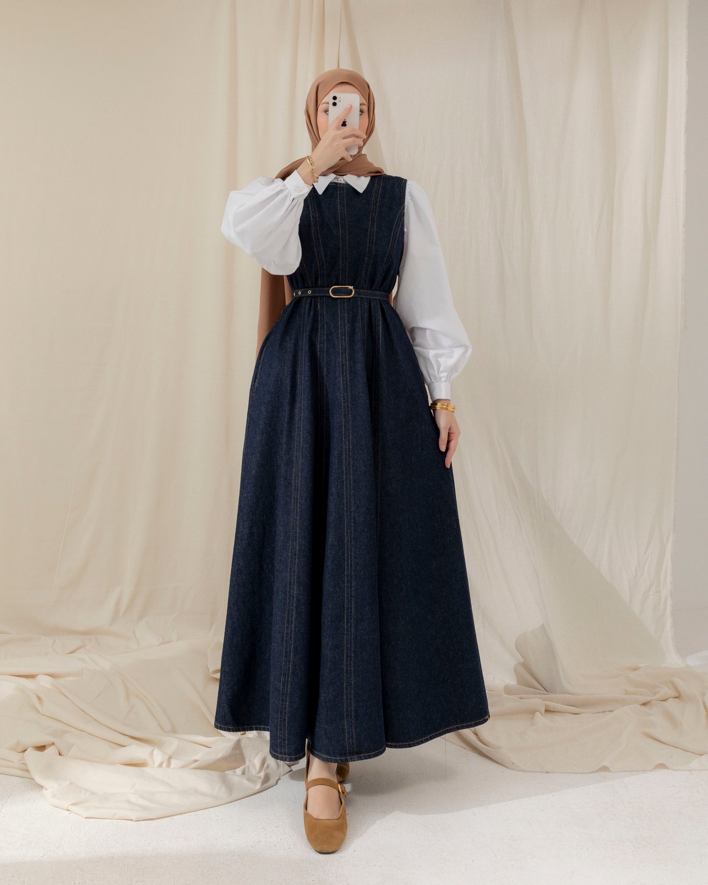 Belted sleeveless denim dress