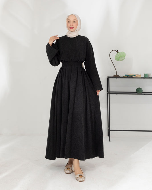Fitted waist dress