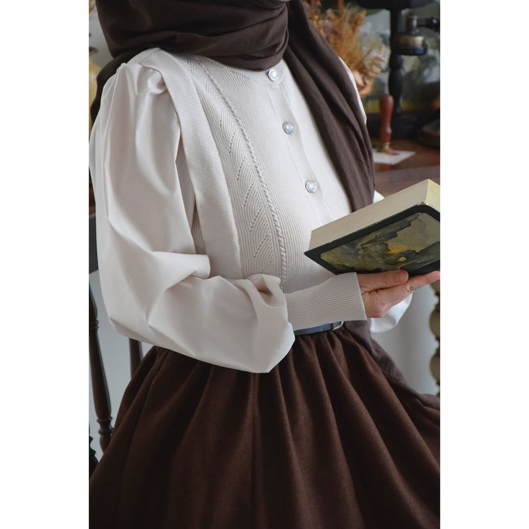 Elegant vintage style shirt