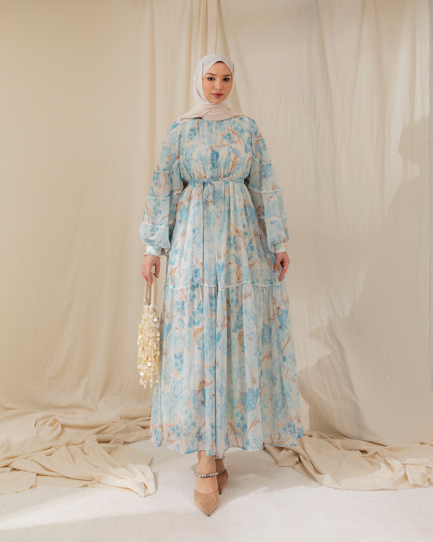 Dantel details floral dress