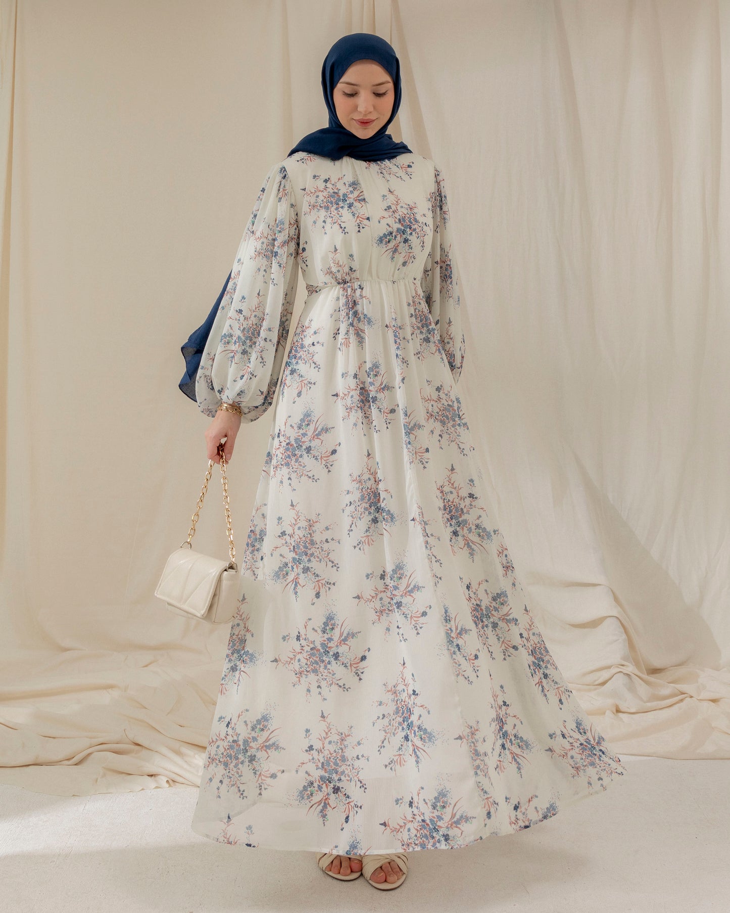 Robe Flora