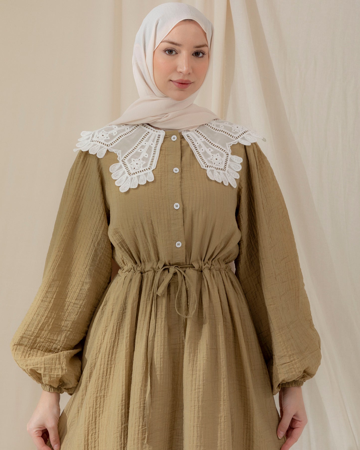 Vintage white collar dress