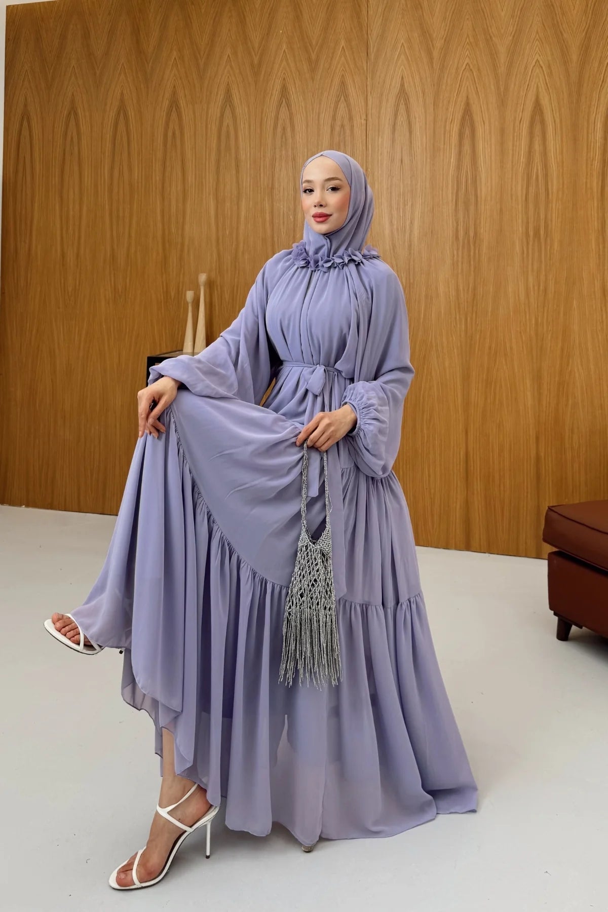 Elegant floral detail dress (avec foulard)